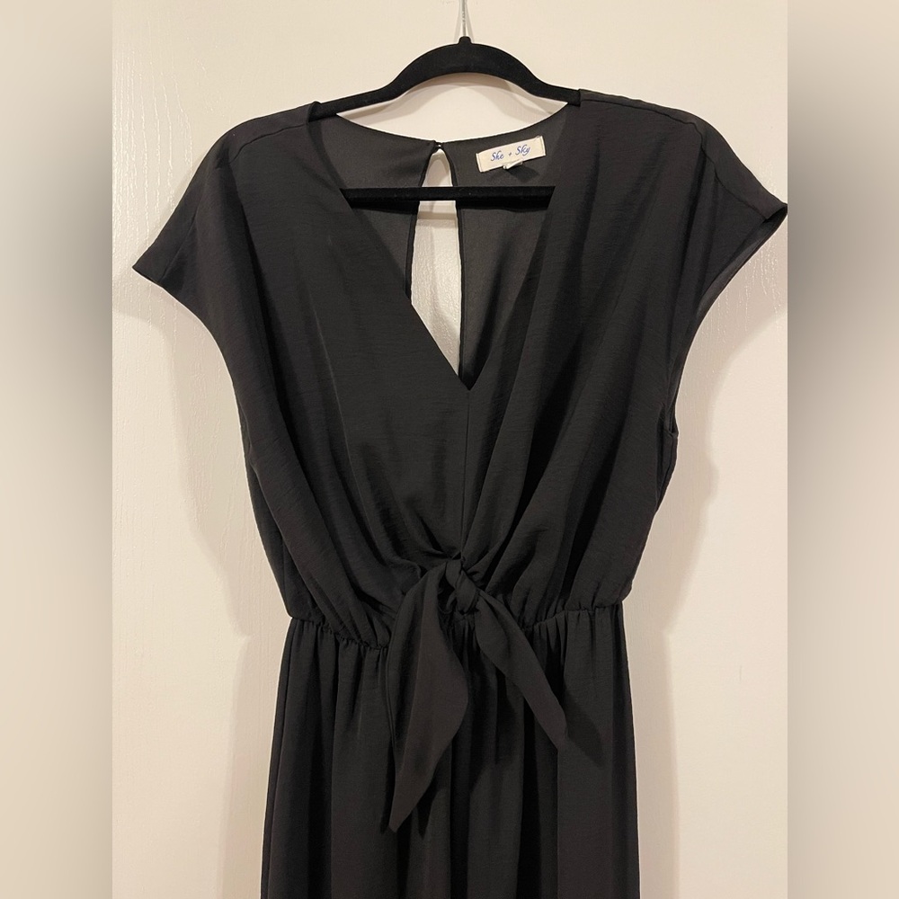 She & Sky Black Romper Size Large